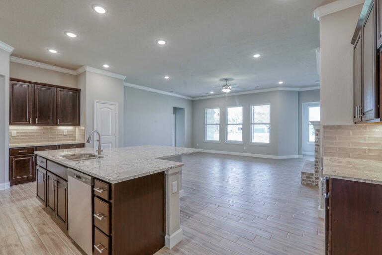 Carrie Arisehomes22647w88thst 10 (3)