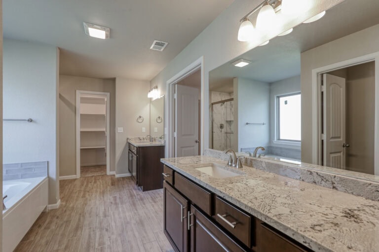 Carrie Arisehomes22647w88thst 10 (15)