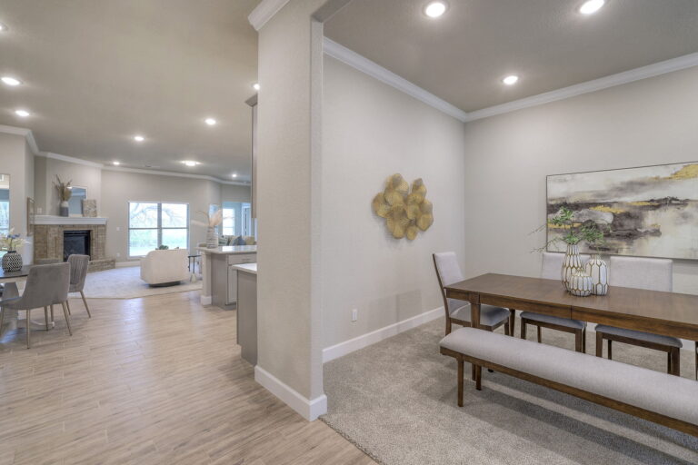 Tracy 31 Web Or Mls Arise 24315 W 76th St. Shawnee, Ks 31 (4)