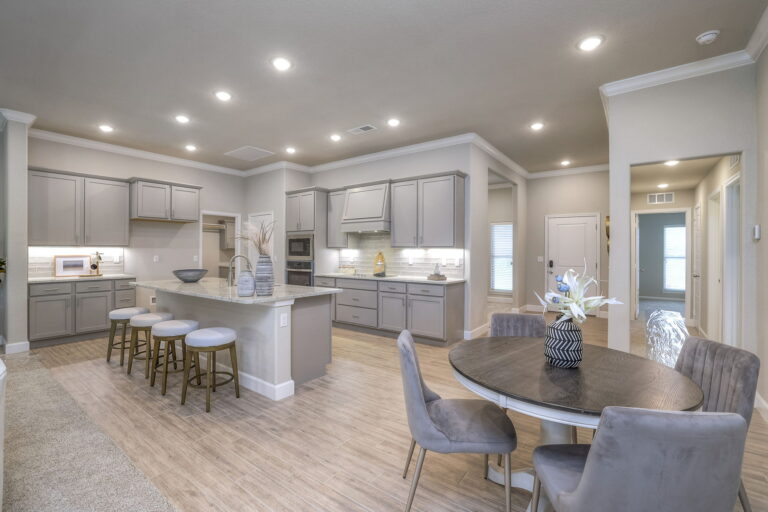 Tracy 31 Web Or Mls Arise 24315 W 76th St. Shawnee, Ks 31 (7)