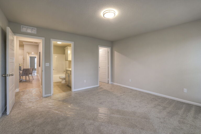 Tracy 31 Web Or Mls Arise 24315 W 76th St. Shawnee, Ks 31 (28)