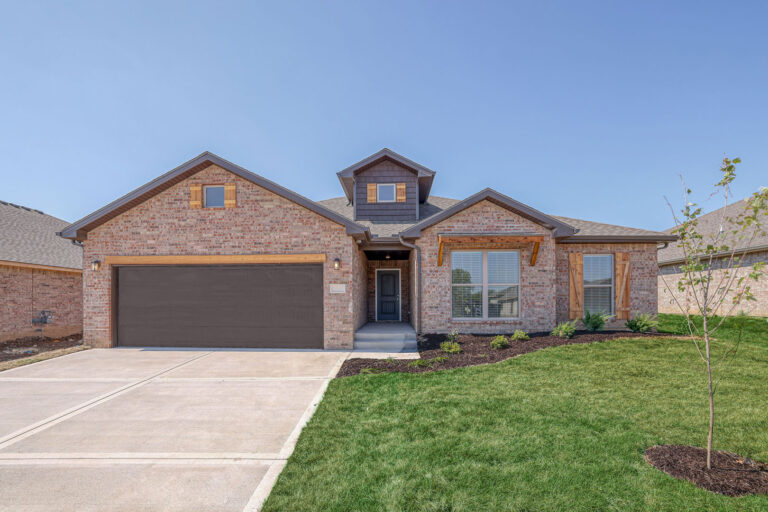 Heidi Christinaking 7524belmontdr Web (4)