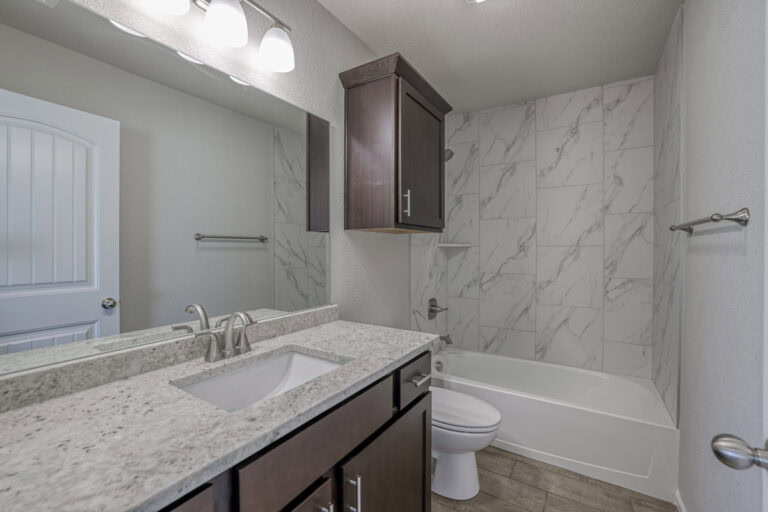 Heidi Christinaking 7524belmontdr (12)