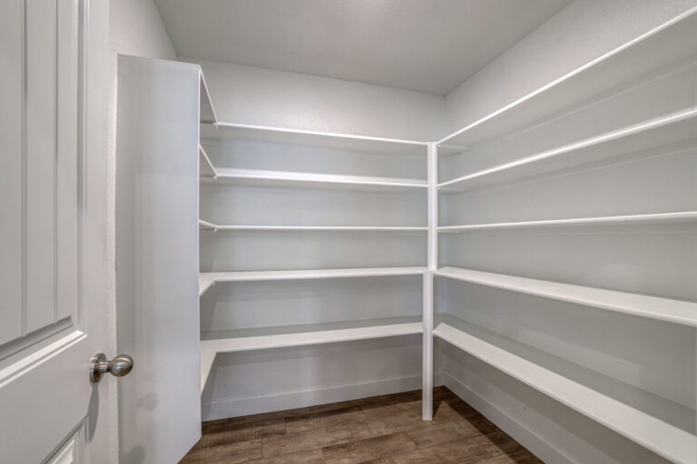 Heidi Christinaking 7524belmontdr (23)