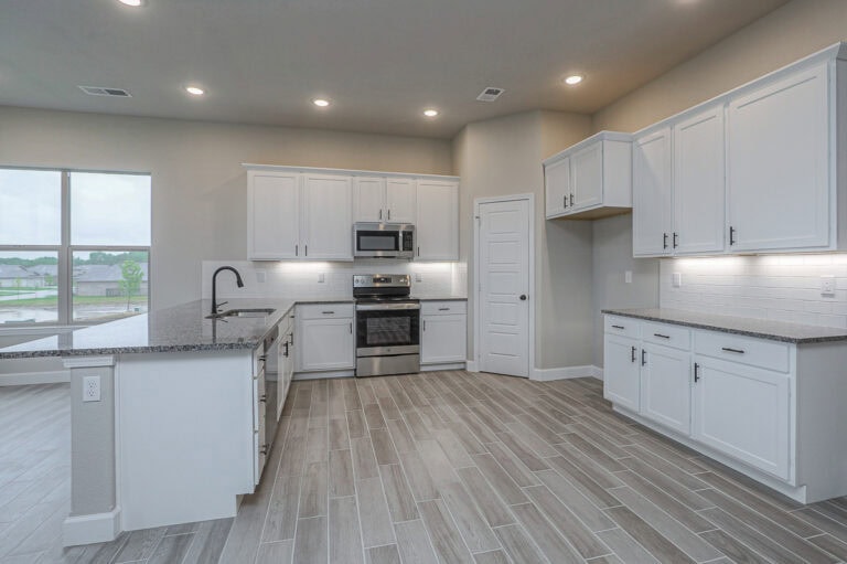 Angie Arisehomes 7550apachedr (7)