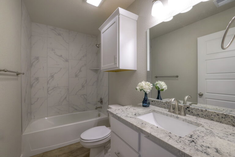 Marie 31 Web Or Mls Arise Homes 7526 Mccormick Dr. Shawnee, Ks 31 (1)