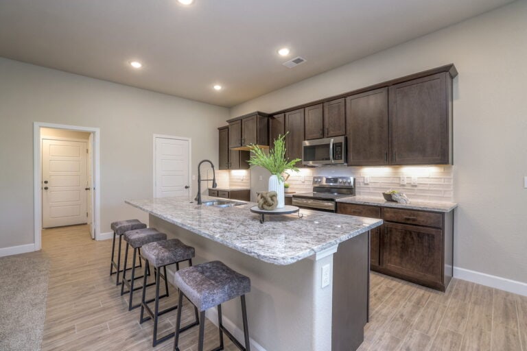 Liliana 36 Web Or Mls Arise Homes 7513 Mccormick Dr. Shawnee, Ks 36 (31)