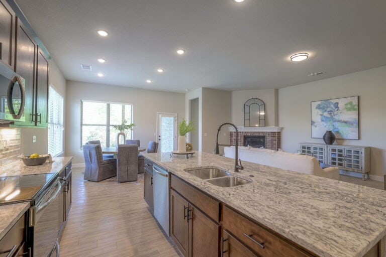 Liliana 36 Web Or Mls Arise Homes 7513 Mccormick Dr. Shawnee, Ks 36 (35)