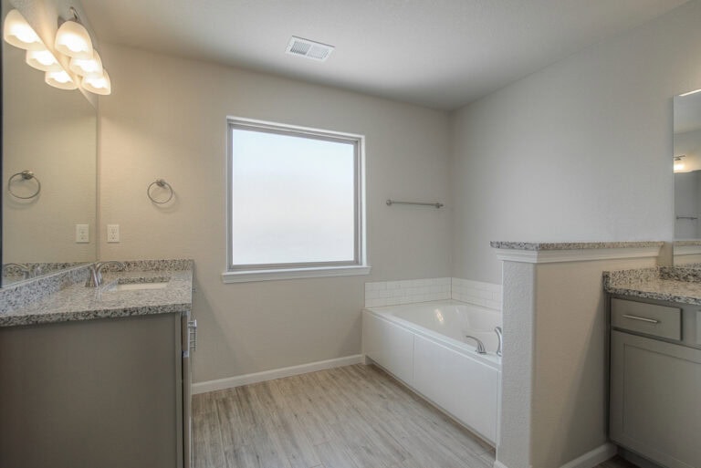 Joanna Arisehomes 24515w76thst,shawnee,ks66227 39 (21)