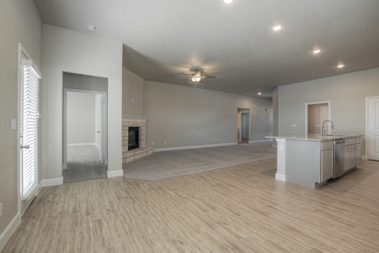 Joanna Arisehomes 24515w76thst,shawnee,ks66227 39 (32)