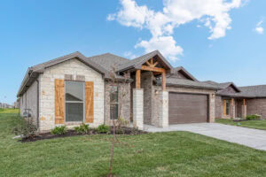 Christine Arisehomes7552belmontdrshawneeks66227 3 (2)