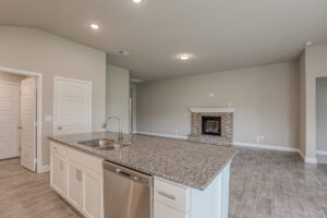 Christine Arisehomes7552belmontdrshawneeks66227 38 (11)