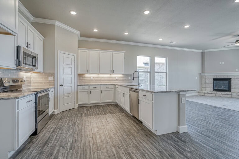 Nikki Arisehomes 7538apachedr,shawneeks 42 (4)