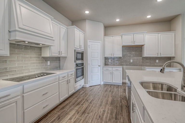 Sara Ann Arisehomes 7529apachedr (16)